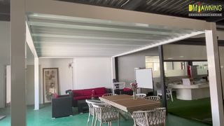 Motorisch verstellbare, neigbare Sonnenlamellen aus Aluminium
