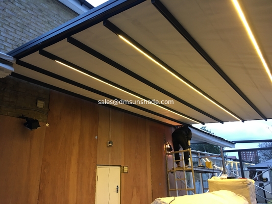 Aluminum PVC Pergola Canopy Roof Pergola Hotels Modern Front Door Waterproof Retractable Awning