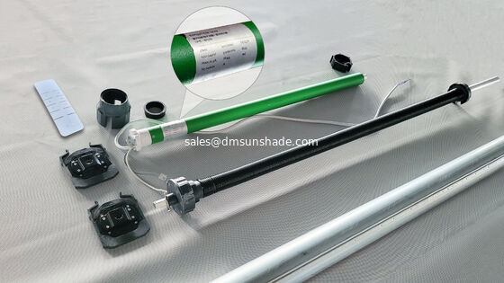 Warm verkaufte motorisierte Frühlingswinddichte Zip-Jalousien für Terrasse und Balkon